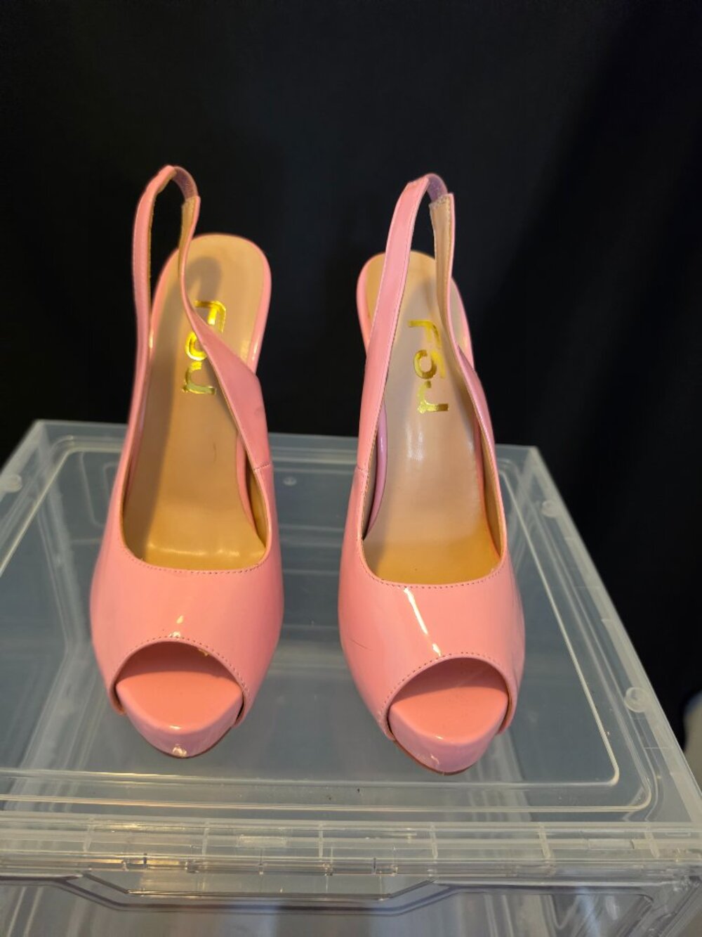 FIONI Pink Patent Peep Toe Slingback Platform Heels Women’s Size 8.5